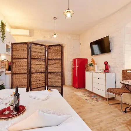 Studio Apartman Ivan Apartment Trogir